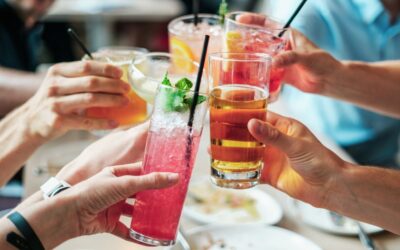 Cocktail à Paris : déguster un breuvage sucré entre amis